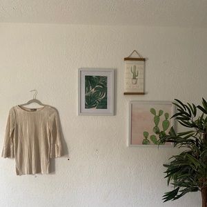 Women’s pleated blouse